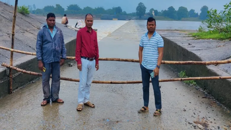 बलौदाबाजार में लगातार बारिश से महानदी और शिवनाथ उफान पर हैं
