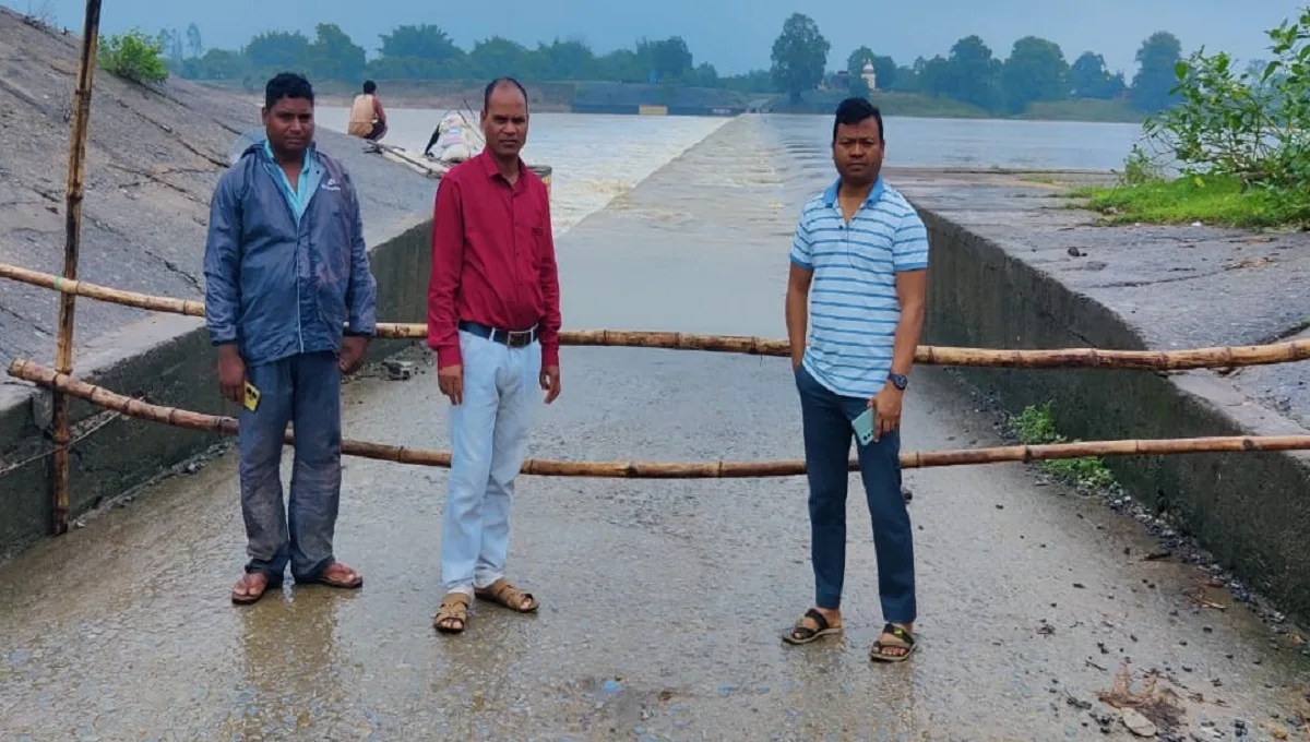 बलौदाबाजार में लगातार बारिश से महानदी और शिवनाथ उफान पर हैं