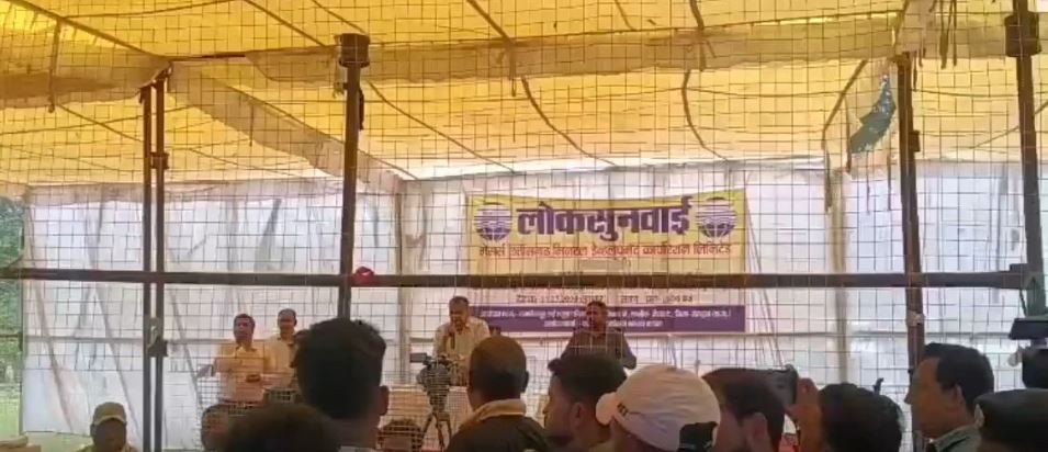 मैनपाट में बॉक्साइट खदान पर जनसुनवाई में हंगामा, ग्रामीण बोले- पर्यावरण, जल स्रोत खतरे में, तिब्बती समाज ने भी जताई आपत्ति