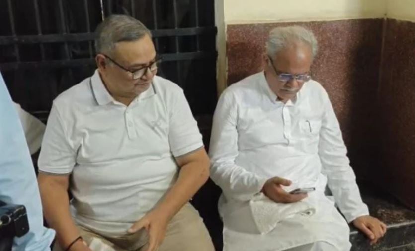 Liquor Scam Case: रामगोपाल अग्रवाल 5 अगस्त तक भेजे गए न्यायिक रिमांड पर, अदालत में पूर्व सीएम भूपेश बघेल से हुई मुलाकात