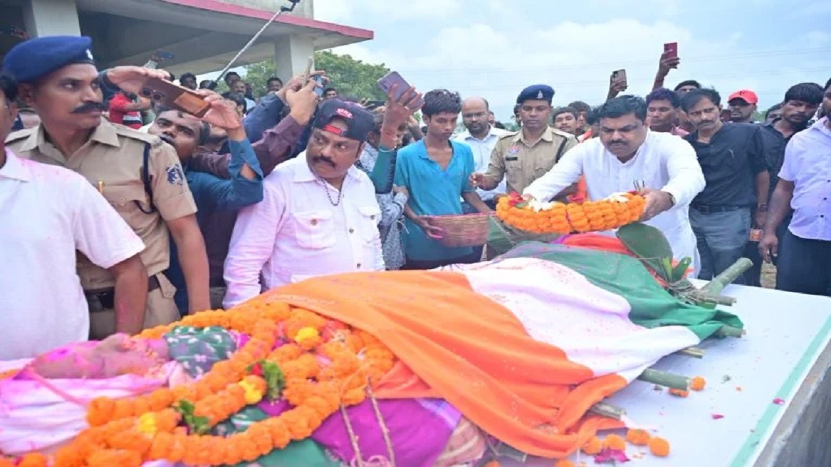 पद्मविभूषण डॉ. तीजन बाई के नाम होगा गनियारी स्कूल, स्कूल शिक्षा मंत्री ने की घोषणा
