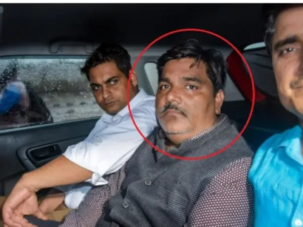 Delhi Riots Case: दिल्ली दंगा में आईबी अधिकारी अंकित शर्मा हत्या मामले में ताहिर हुसैन समेत 5 दोषी करार, कड़कड़डूमा कोर्ट का फैसला