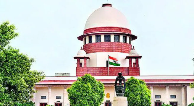 जंतर-मंतर पर छात्रों पर लाठीचार्ज का मामला, सुप्रीम कोर्ट की डबल बैंच में याचिका पर सुनवाई कल