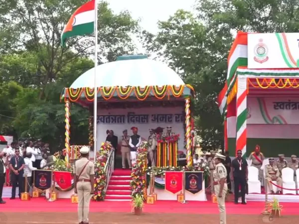 80th Independence Day : पुलिस परेड ग्राउंड से सीएम विष्णु देव साय ने किया ध्वजारोहण, देखें LIVE…