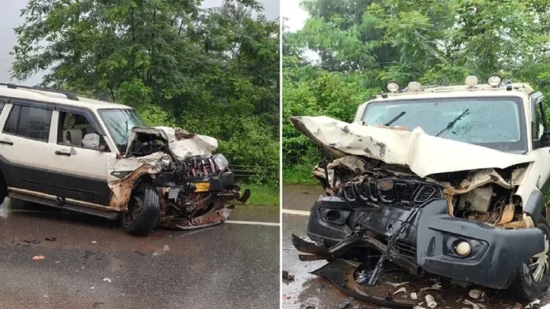 छत्तीसगढ़ में मंत्री केदार कश्यप के काफिले के सड़क हादसे के बाद क्षतिग्रस्त फॉलो वाहन