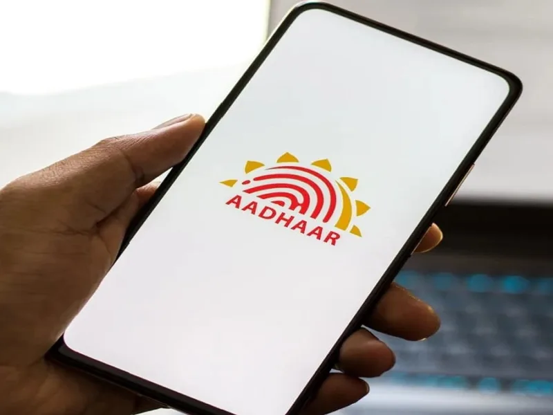 Aadhaar App Update: घर बैठे कैसे अपडेट करें आधार से जुड़ा मोबाइल नंबर?