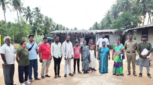 Four laborer families rescued