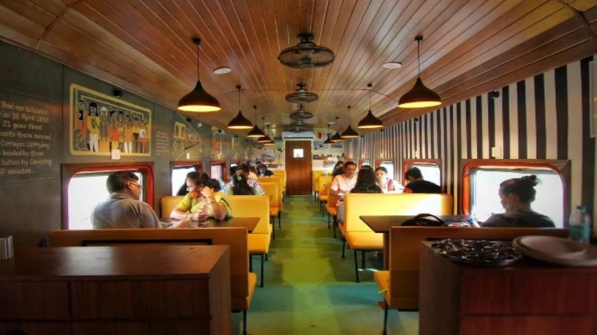 Old railway coach converted into a 50-seater bogie restaurant in Bhilai