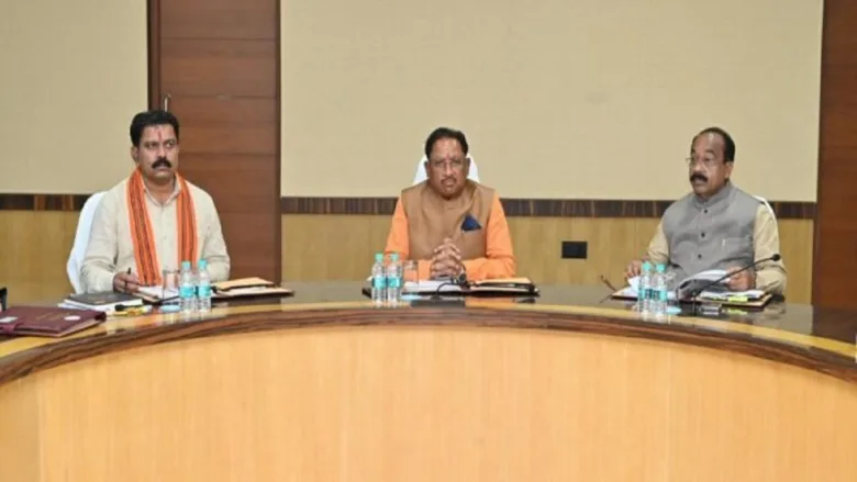 नया रायपुर स्थित मंत्रालय महानदी भवन में सीएम विष्णुदेव साय