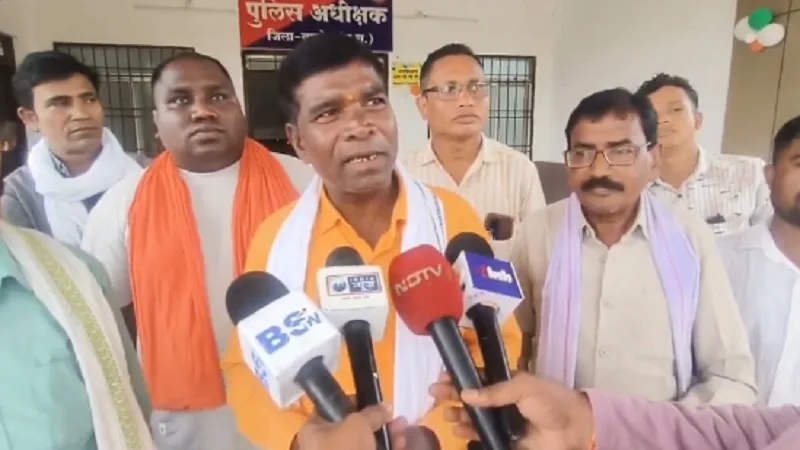 Tribal community protest over Congress social media post in Balod Chhattisgarh