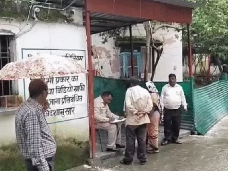 Chhattisgarh News: बिलासपुर बाल सुधार गृह में नाबालिग ने लगाई फांसी,बाथरूम में लटकी मिली लाश
