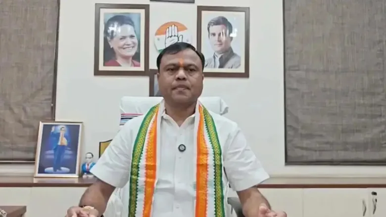 Deepak Baij addresses press conference on World Tribal Day in Chhattisgarh