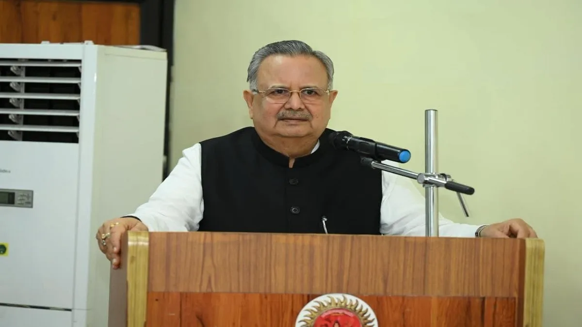 BJP workers from Dongargarh meet Raman Singh over mandal dissolution
