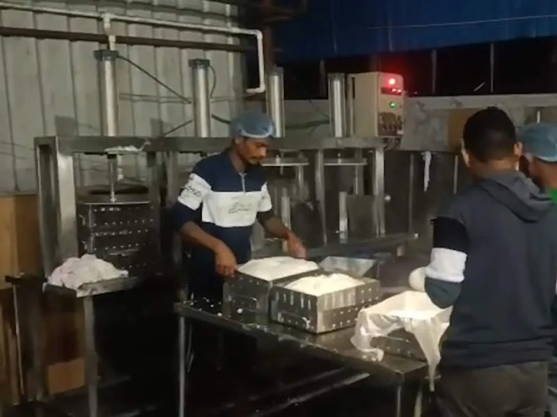 CG News: छत्तीसगढ़ में नकली पनीर पर बड़ी कार्रवाई, महासमुंद में फैक्ट्री सील, हजारों किलो एनालॉग पनीर जब्त