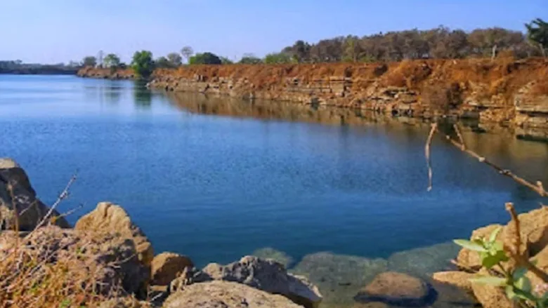 Nava Raipur Blue Water Mine fencing and safety measures