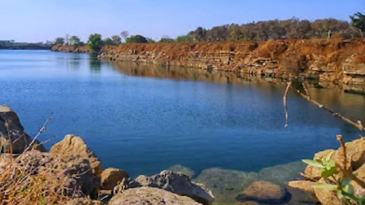 Nava Raipur Blue Water Mine fencing and safety measures