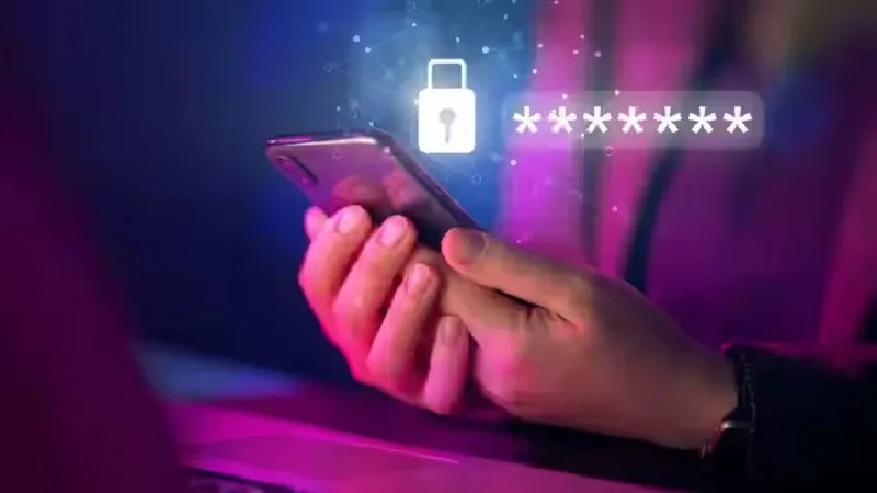 Private photo blackmail cyber crime complaint in India