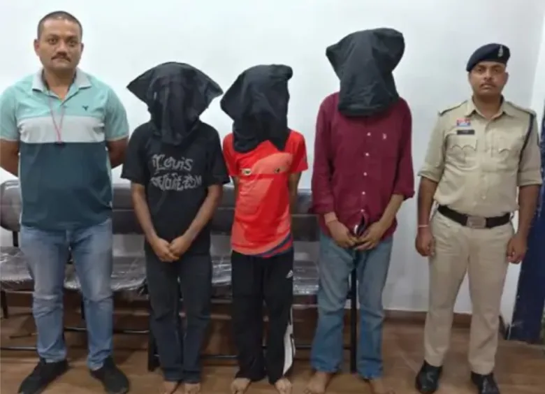 पंडरी के कल्याण ज्वेलर्स में डकैती का प्लान बनाते 3 आरोपी ​​गिरफ्तार, गैस कटर की तलाश करते आए पुलिस की गिरफ्त में