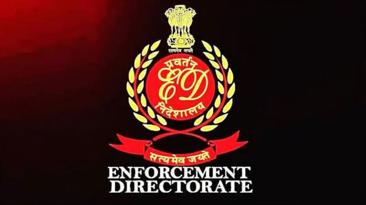 राजनांदगांव में ED की दबिश के दौरान सुरक्षा में तैनात पुलिस बल