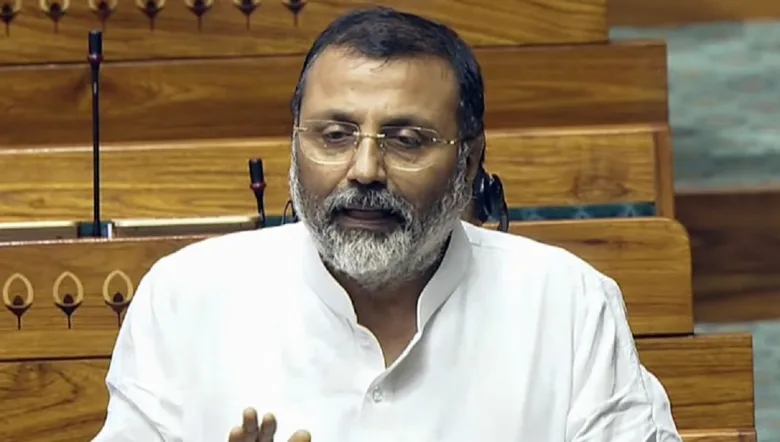 पीएम नरेंद्र मोदी का वीडियो फेसबुक से हटाए जाने पर भाजपा सांसद निशिकांत दुबे ने मार्क जुकरबर्ग से 3 दिन में माफी की मांग की, वरना सेफ हार्बर सुरक्षा हटाने की चेतावनी दी।
