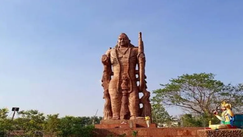 Chandrakhuri Raipur Lord Ram Statue