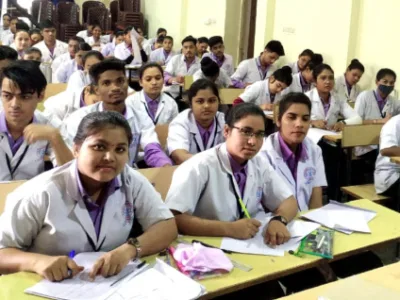 Chhattisgarh Nursing Course Admission Date : नर्सिंग पाठ्यक्रमों में प्रवेश के लिए अंतिम तिथि 31 अगस्त तक बढ़ी, हर राउंड में मिलेगा रजिस्ट्रेशन का मौका