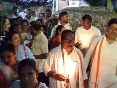 Raipur: स्मार्ट मीटर के विरोध में कांग्रेस का लालटेन मार्च: BSP-रोजगार और टाउनशिप मुद्दे पर भिलाई से रायपुर पदयात्रा निकाली, स्मार्ट मीटर बदलने फॉर्म भी बांटे