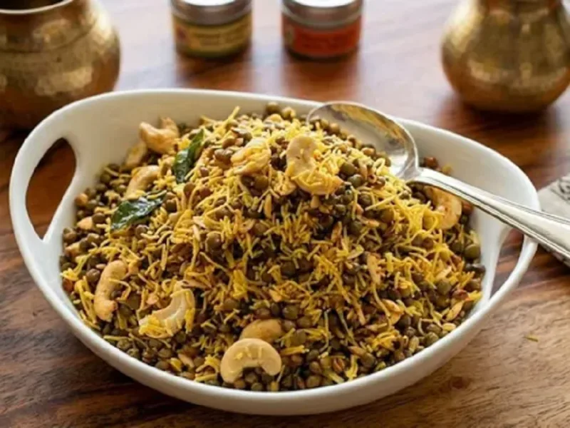 Agra Dal Moth with crispy lentils, sev, cashews and spicy Indian spices