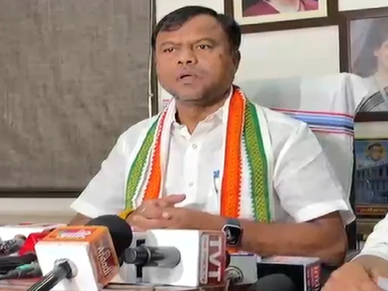 CG Congress: बिजली सप्लाई में निजी क्षेत्र की एंट्री पर भड़की कांग्रेस, दीपक बैज बोले- सरकार बेचना चाहती है सरकारी बिजली कंपनी