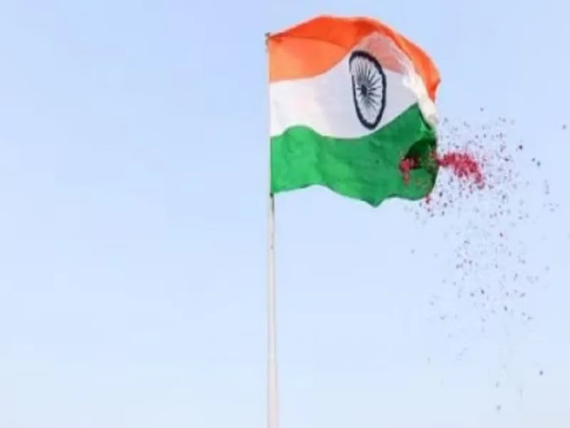 CG News: रायपुर में सीएम विष्णुदेव साय और राजनांदगांव में डॉ. रमन सिंह करेंगे ध्वजारोहण, GAD ने जारी की जिलों के मुख्य अतिथियों की सूची