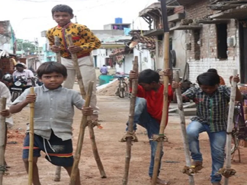 CG News: छत्तीसगढ़ का पहला लोक-पर्व ‘हरेली तिहार’, जानिए प्रकृति, कृषि औजारों की पूजा और गेड़ी दौड़ की अनूठी परंपरा