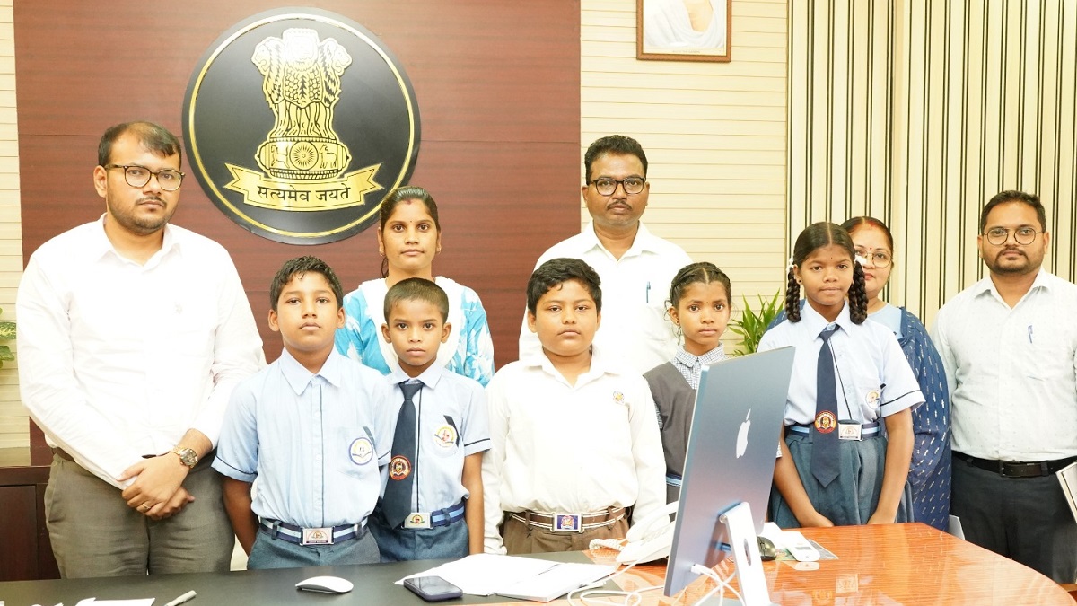 CG News: सुकमा के श्रमिक परिवारों के 5 बच्चों ने रचा इतिहास, 'अटल उत्कृष्ट शिक्षा योजना' के तहत मिला प्रतिष्ठित स्कूलों में दाखिला