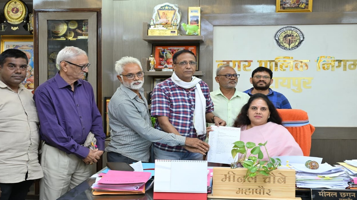 CG News: खालसा स्कूल के विस्थापित 69 व्यापारियों ने दुकानों की संरचना 'U', 'L' या 'J' आकार में कराने का किया अनुरोध
