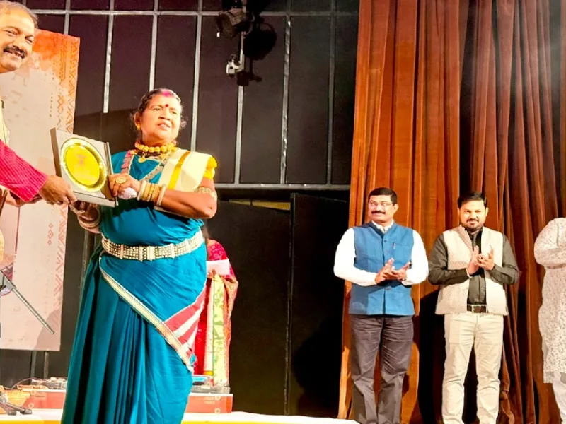 CG News: दिल्ली के मंच पर जीवंत हुई छत्तीसगढ़ की पंडवानी परंपरा, इंडिया हैबिटेट सेंटर में बांधा समां
