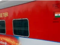 Prayagraj Visakhapatnam Special Train: त्योहारी सीजन में प्रयागराज-विशाखापटनम के बीच चलेगी साप्ताहिक स्पेशल ट्रेन, बिलासपुर मंडल के इन स्टेशनों में होगा स्टॉपेज