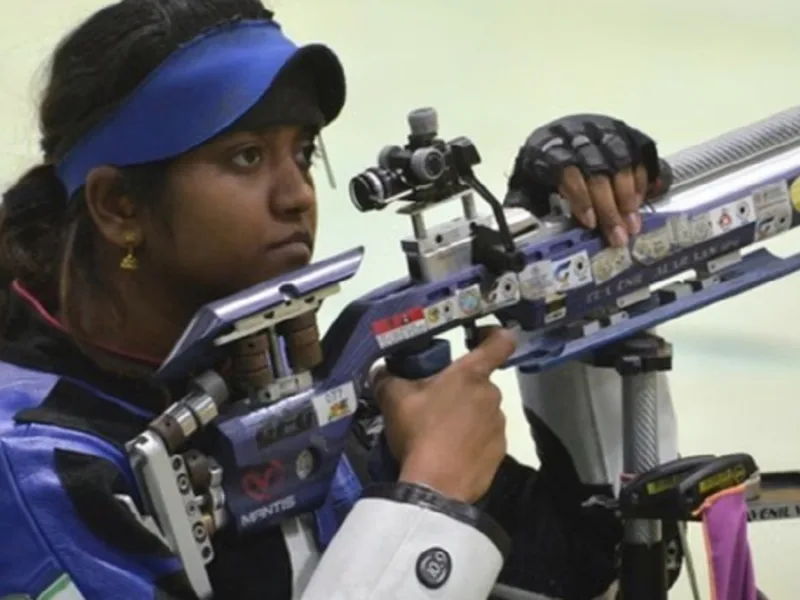 Elavenil Valarivan celebrating her silver medal win at the Asian Games 2026 with her air rifle.