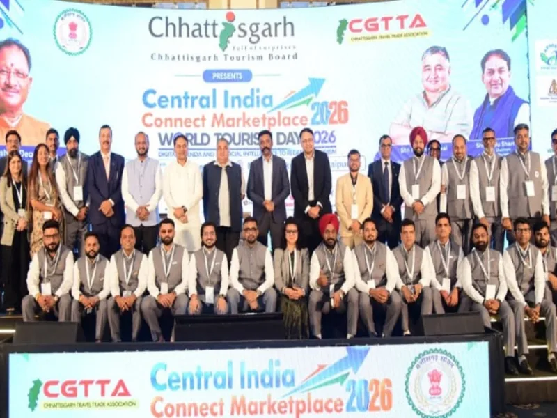 छत्तीसगढ़ पर्यटन सम्मेलन और बीटूबी बैठक के दौरान उपस्थित अधिकारी और पर्यटन विशेषज्ञ।
