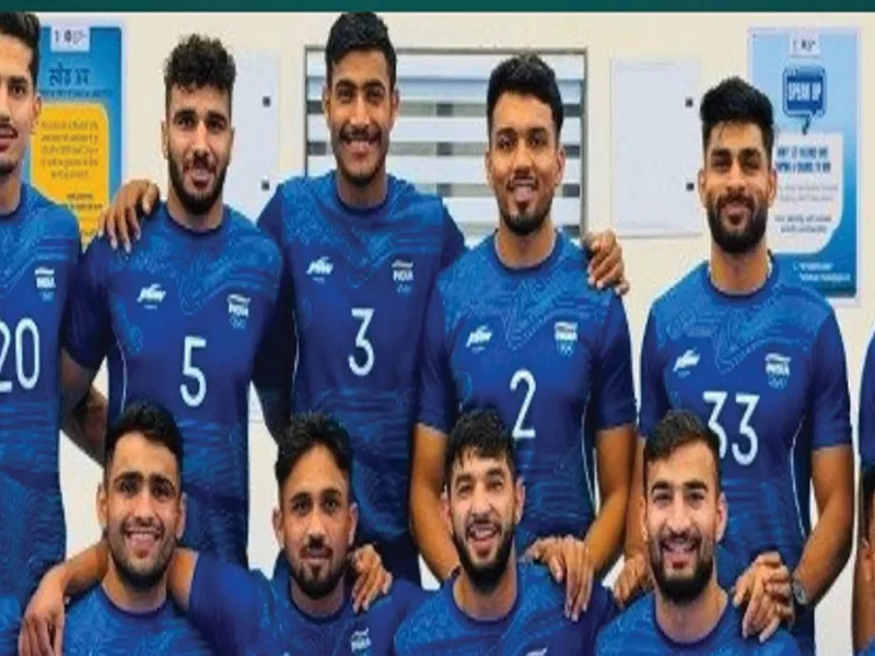 शियन गेम्स में स्वर्ण पदक जीतने के बाद भारतीय पुरुष कबड्डी टीम।
