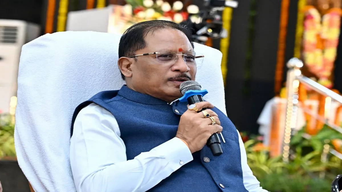 500 करोड़ की योजना से 8.23 लाख करोड़ के निवेश तक, युवाओं के लिए CM साय ने खोला पूरा रोडमैप