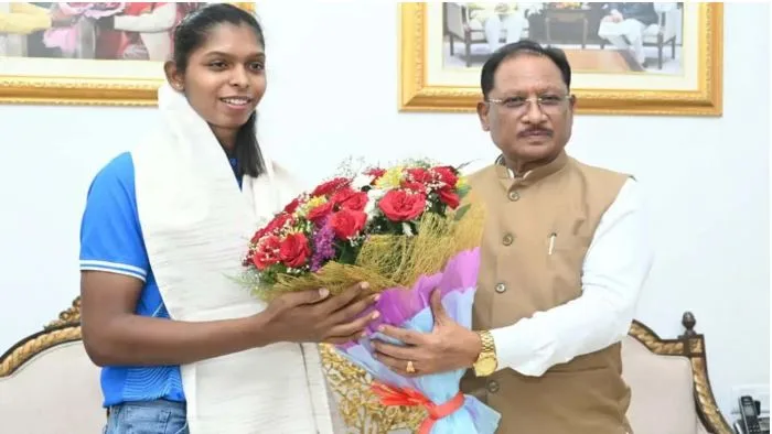 Asian Games 2026: गोल्ड जीतकर लौटी छत्तीसगढ़ की बेटी संजू, सीएम साय ने किया 51 लाख की प्रोत्साहन राशि देने का ऐलान