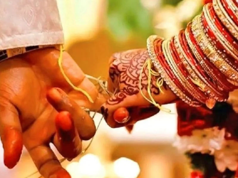 आपसी समझ से जुड़े रिश्ते का प्रतीकात्मक दृश्य