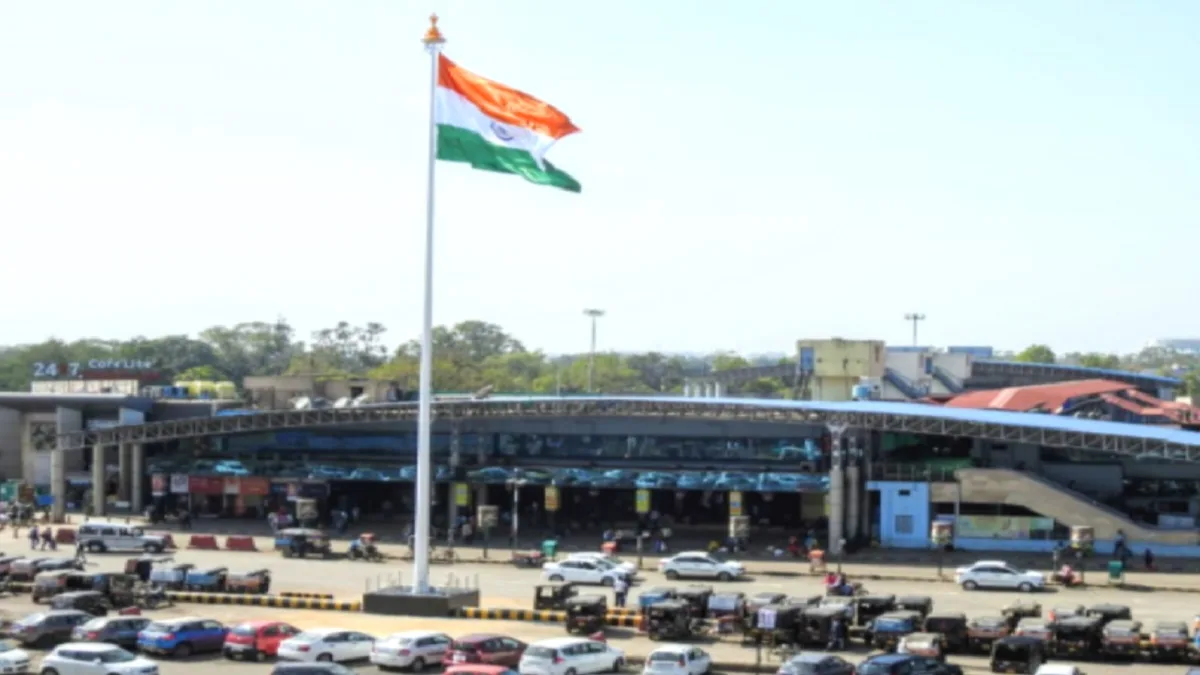 Raipur Railway Station: रायपुर रेलवे स्टेशन पर बड़ा बदलाव, आरक्षण केंद्र के पास वाली दोपहिया पार्किंग एक्सप्रेसवे के पास शिफ्ट