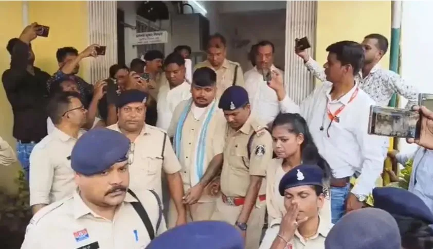 Surajpur Double Murder Case: सूरजपुर डबल मर्डर केस के 4 आरोपी दोषी करार, इस दिन होगा सजा का ऐलान, जानें क्या है मामला
