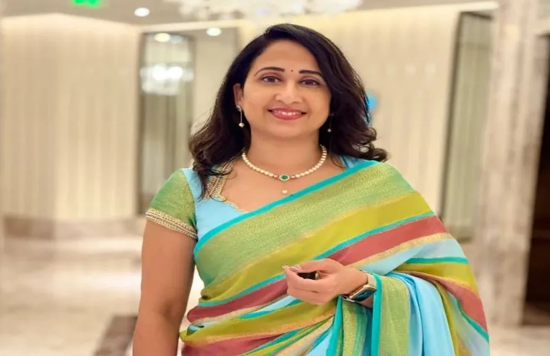 Telugu YouTuber Ramana Nandana: तेलुगु यूट्यूबर रमना नंदना हैदराबाद एयरपोर्ट पर हिरासत में, जानें क्या है मामला