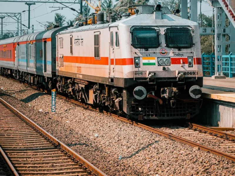 Chhattisgarh railway passengers checking cancelled express train status