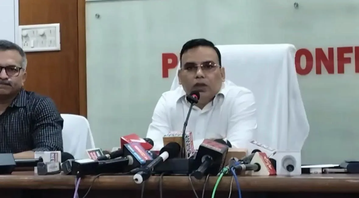 वोटर लिस्ट में नाम नहीं है? छत्तीसगढ़ में चल रहा विशेष अभियान, घर बैठे ऐसे करें आवेदन