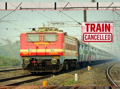 Chhattisgarh trains cancelled: छत्तीसगढ़ में 45 ट्रेनें कैंसिल, टाटानगर, दुरंतो और हावड़ा रूट की दर्जनों गाड़ियां प्रभावित, देखें ट्रेनों की पूरी लिस्ट