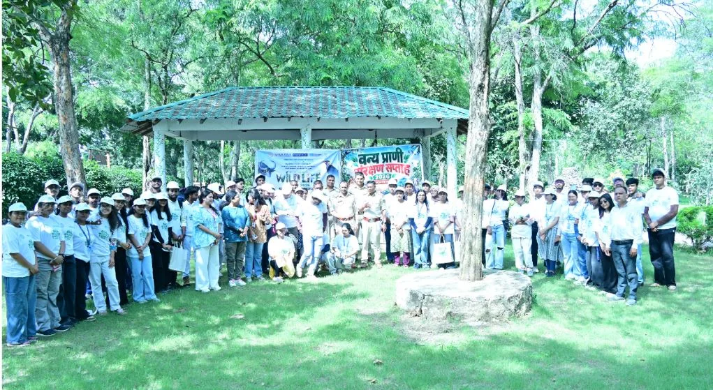 Kalinga University: मोहरेंगा नेचर सफारी में प्रकृति भ्रमण और बायोब्लिट्ज से दिया वन्यजीव संरक्षण का संदेश