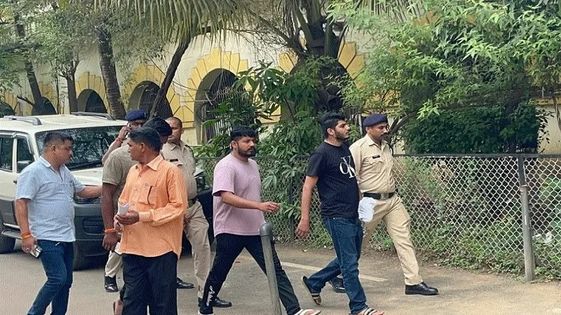 Shoaib Dhebar Case: 50 करोड़ की धमकी से आगे खुल रही परतें, अब सट्टेबाजों-ड्रग्स कारोबारियों पर भी नजर