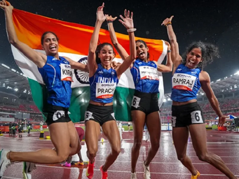 एशियन गेम्स में जश्न मनाते भारतीय एथलीट